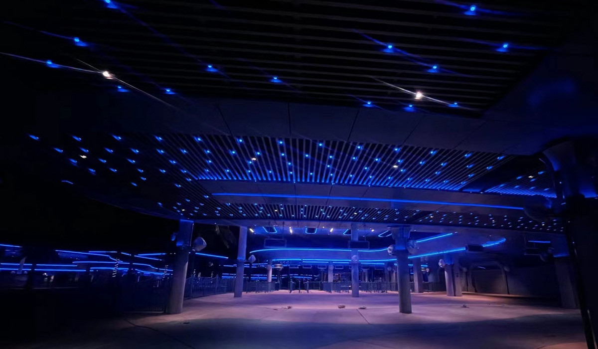 Pixel-Free LED In Architectural Environments